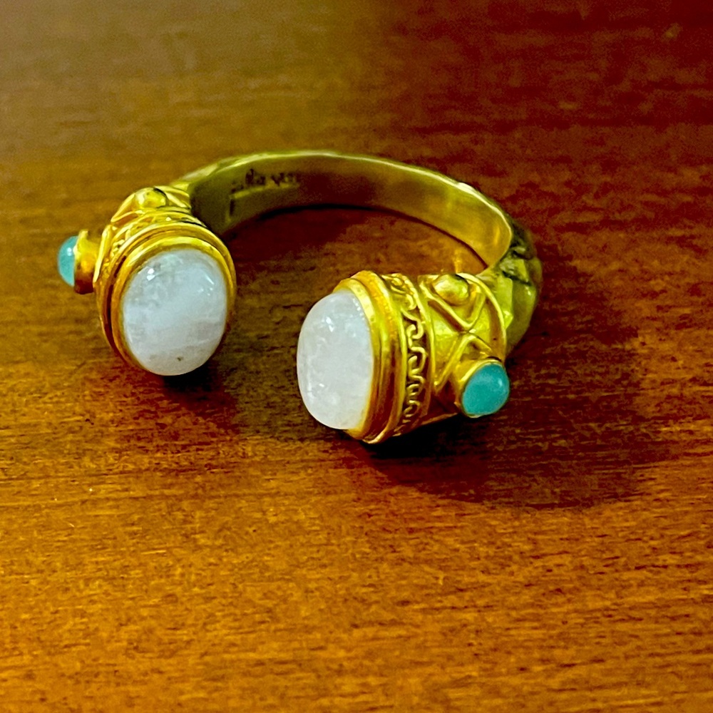 Julie Vos ring fits size 7 but can also be adjusted